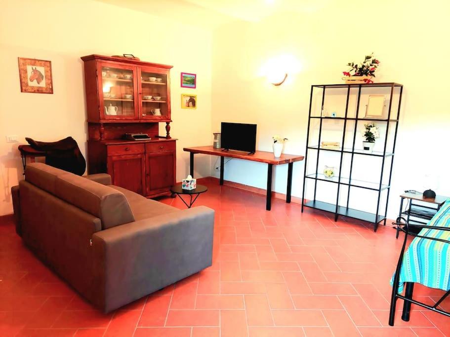 インプルネータDependance Nel Chianti A Pochi Minuti Da Firenzeアパートメント エクステリア 写真